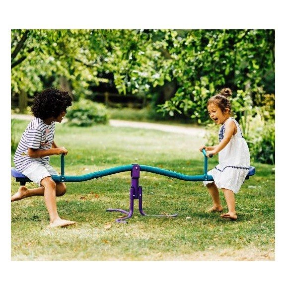 נדנדה לחצר 797989 שמסתובבת גם 360 מעלות