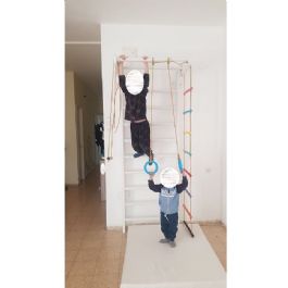 מתקן ספורט/נינג'ה לילדים 677916 עשוי מעץ אמיתי ומצופה לכה