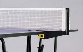 סט רשת ומעמדים לשולחן טניס מבית KETTLER