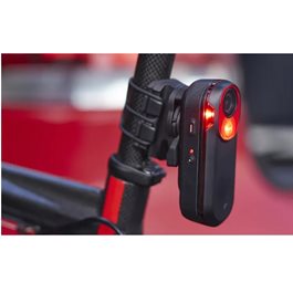 מצלמת דרך אחורית 101661 משולבת רדאר ופנס Varia RCT715 מבית GARMIN