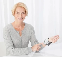 מד לחץ דם לפרק כף היד 250716 דגם BW315 מבית Medisana