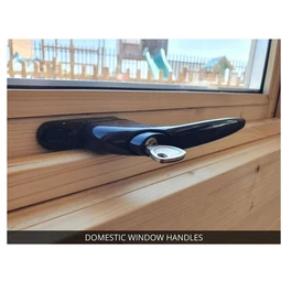 מחסן עץ פרמיום 250922 בגודל 4/3 מטר בעובי 45, דגם TERMINATOR מבית DUNSTER HOUSE