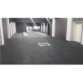 אריח דו שכבתי לחדר כושר 251074 בגודל 100/100/2 ס"מ שחור פרמיום מבית CITYSPORT