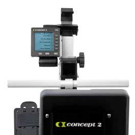 מכשיר קומפקטי ורב תכליתי 261478 המציע שלוש תחנות שונות לאימון כוח StrengthErg מבית Concept 2